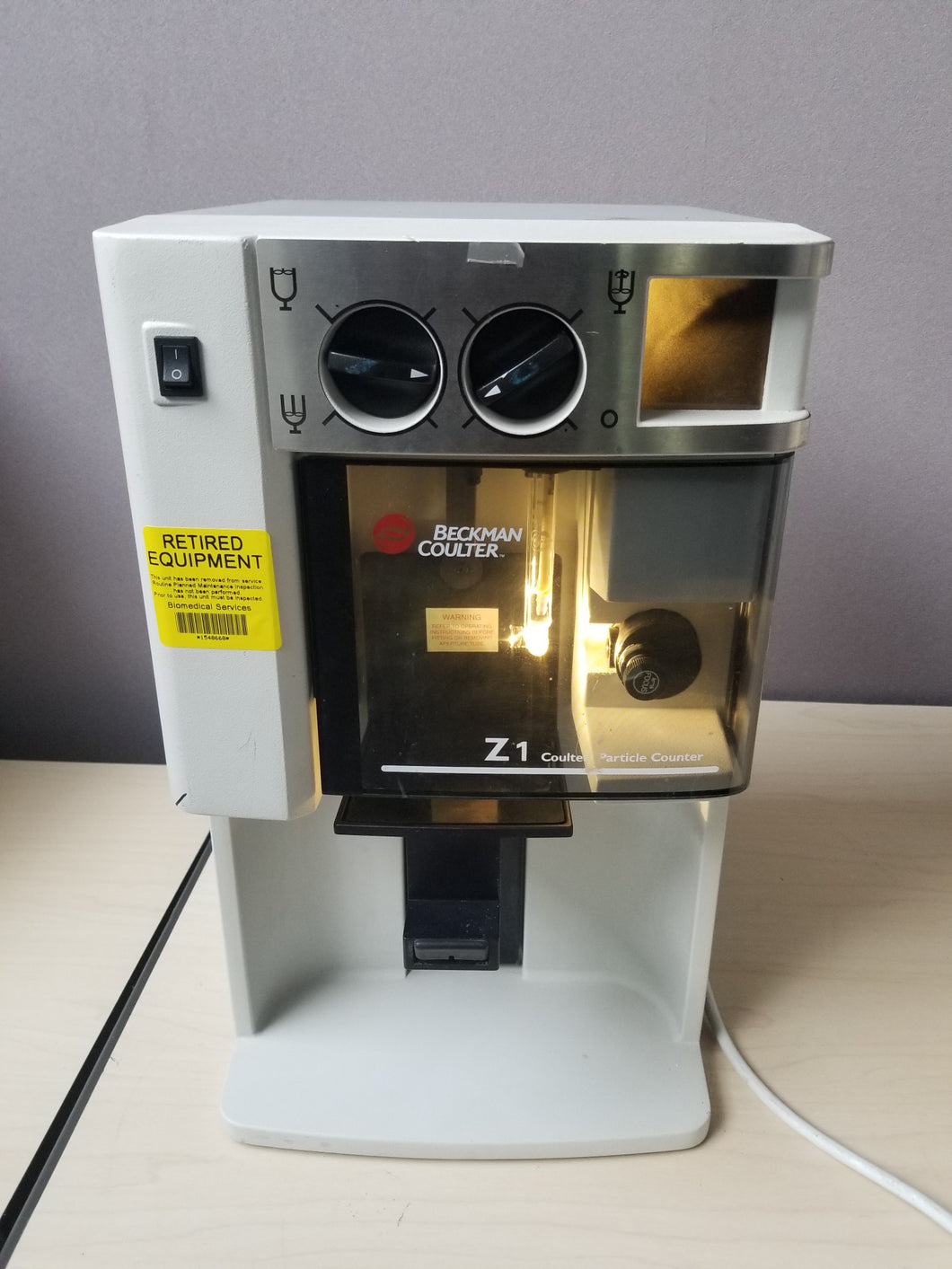 Beckman Coulter Z1-D Particle Counter
